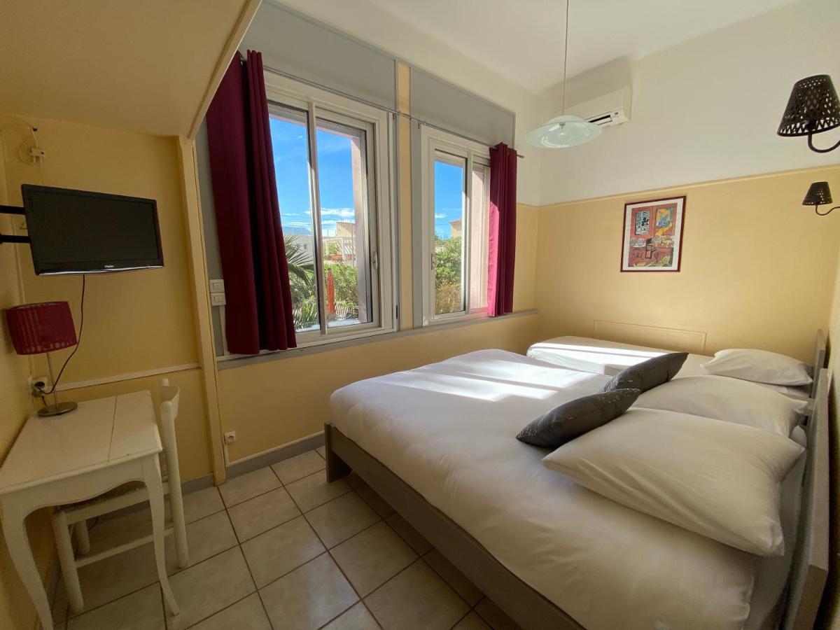 Logis Hotel Restaurant Le Kalliste Hyeres Bagian luar foto